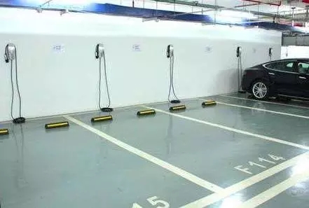 广州拟规定：每100平方米住宅配建1.0到1.8个停车位